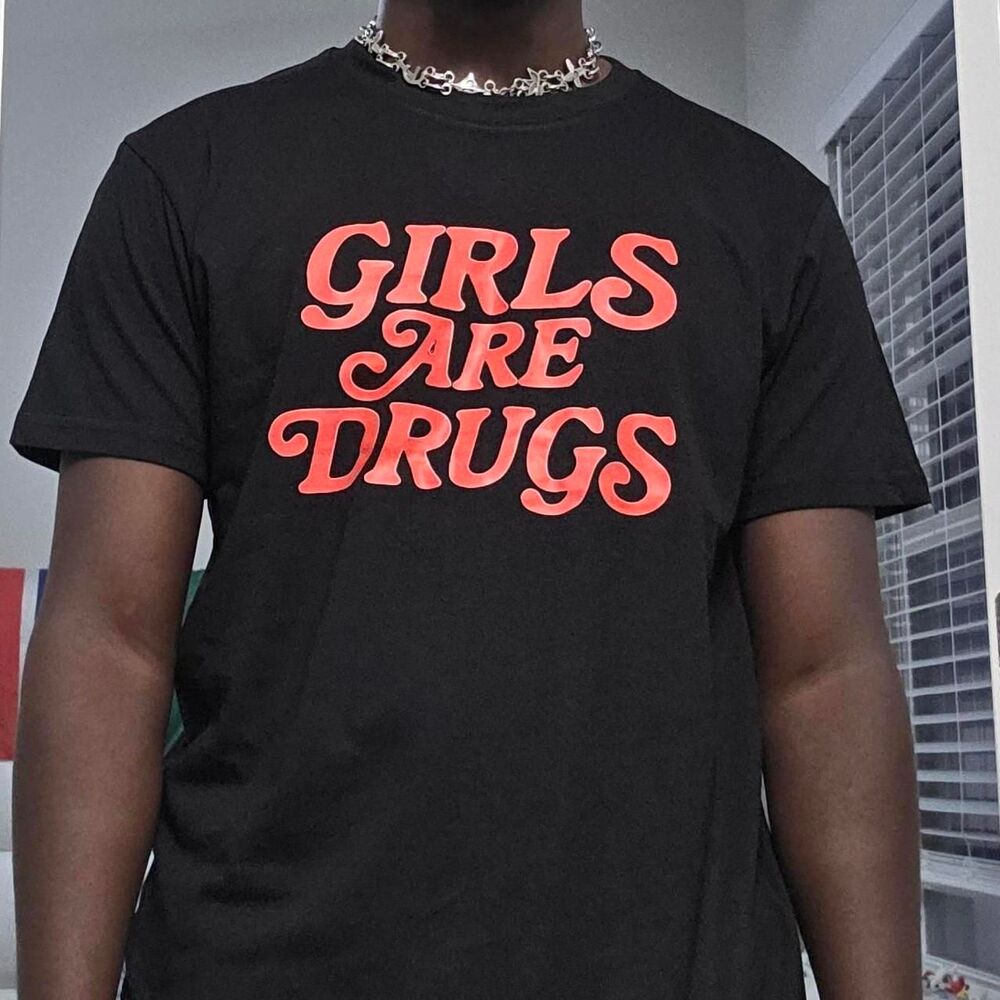 Girls Are Drugs Black Red Graphic Streetwear T-Shirt